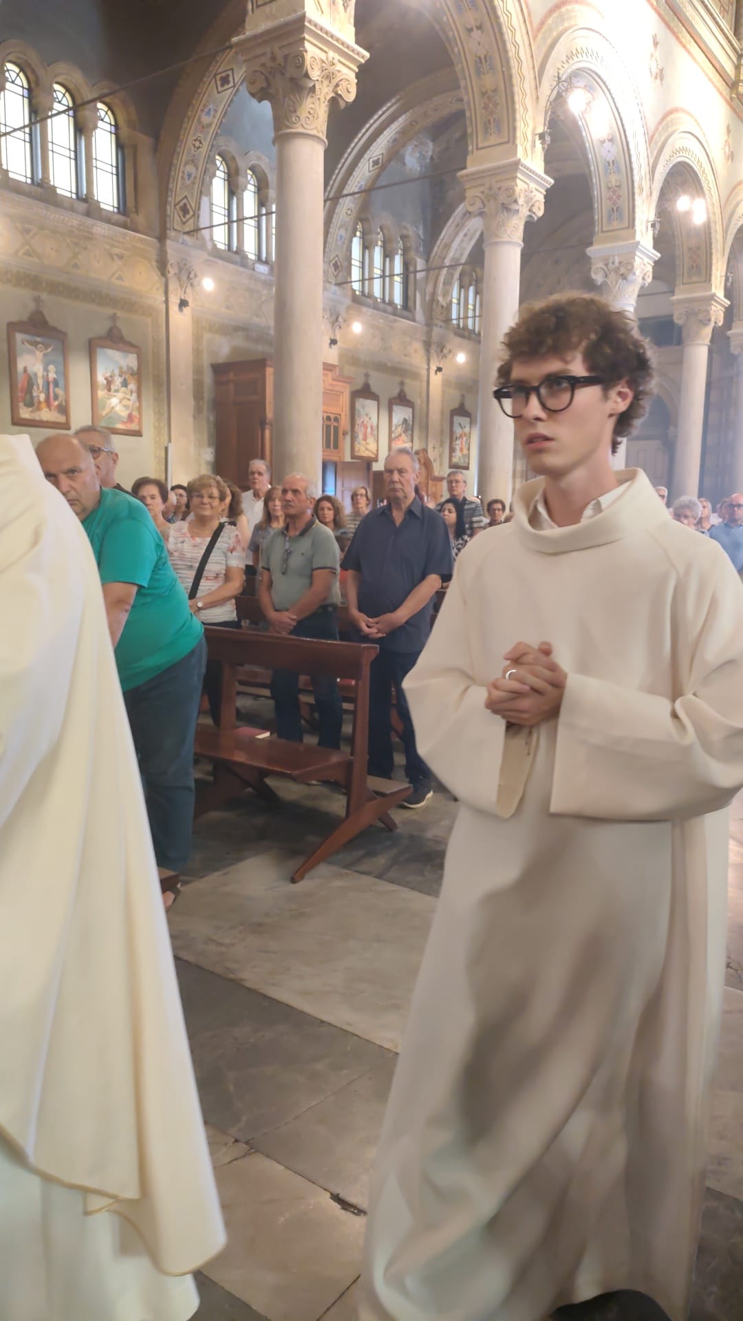 I sacerdoti e concelebranti al Duomo